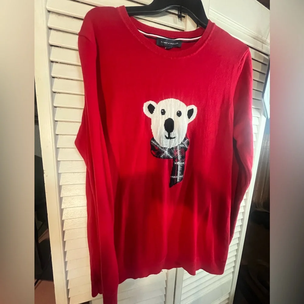 TOMMY HILFIGER Cozy Polar Bear Red Knit Sweater - Picture 6 of 12